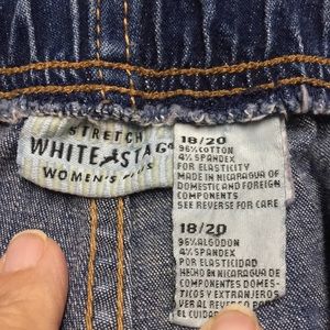 White Stag Jean capris size 18/20 elastic back